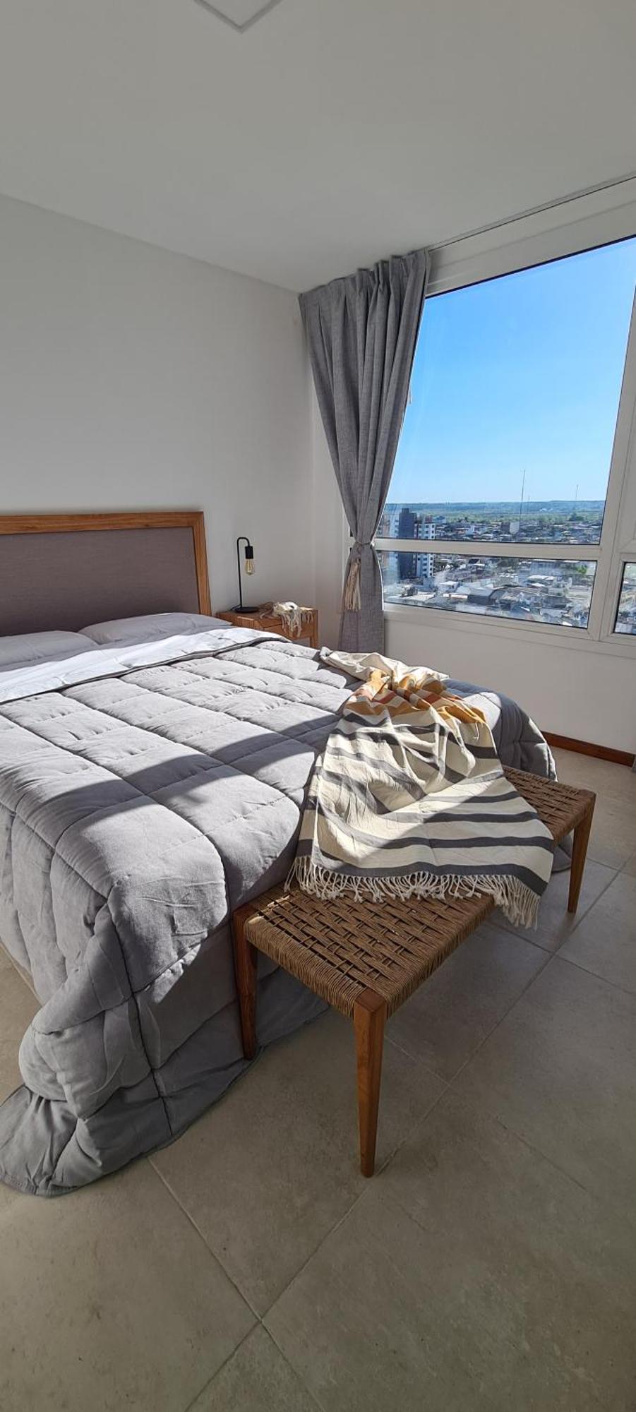 Portal Norte. Departamento Premium. Piso 14. La Mejor Vista! * Concordia